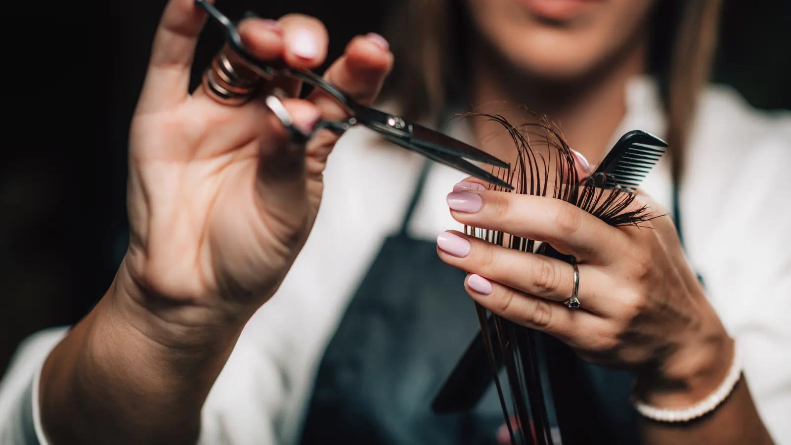 Cortes de cabello en Glow Up Studio